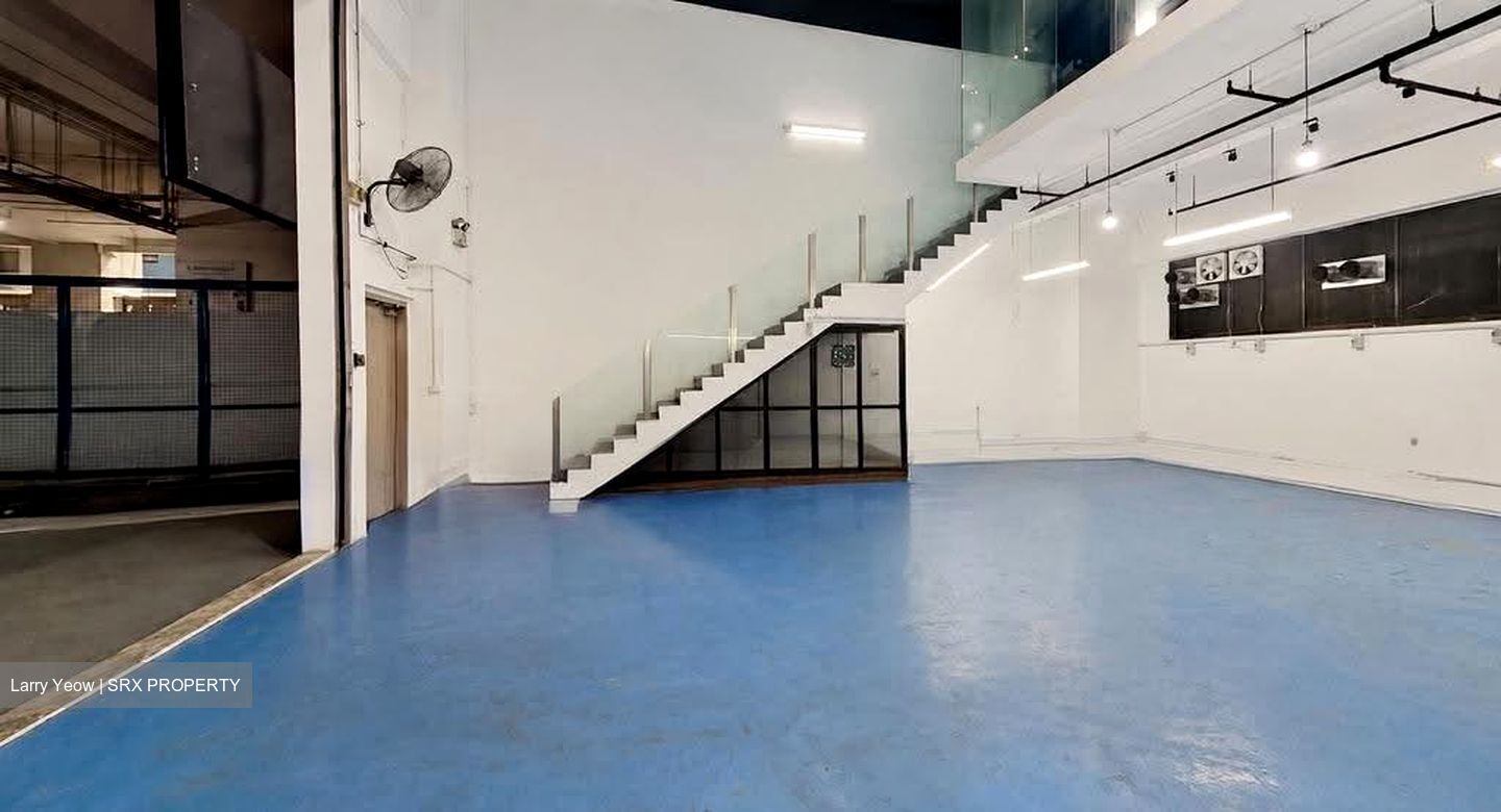 North Point Bizhub (D27), Factory #612763401